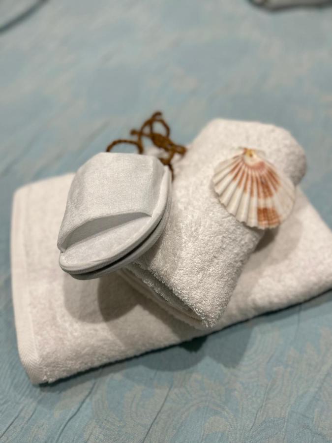 Calliopes By The Sea Boutique Suites Paralia Dionisiou Eksteriør billede