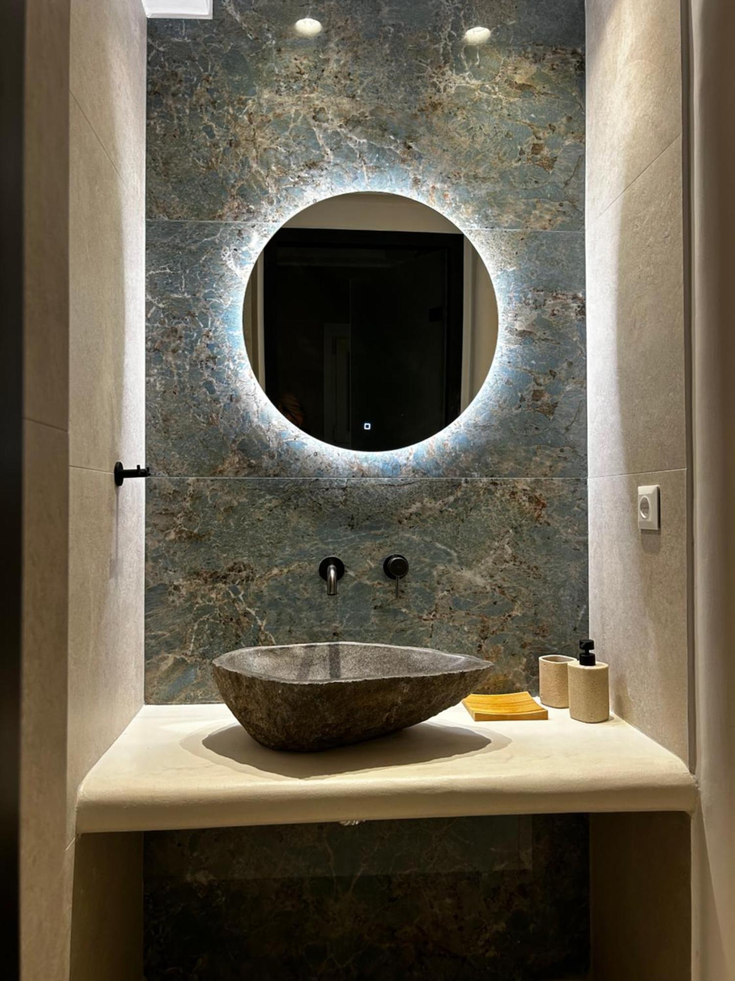Calliopes By The Sea Boutique Suites Paralia Dionisiou Eksteriør billede