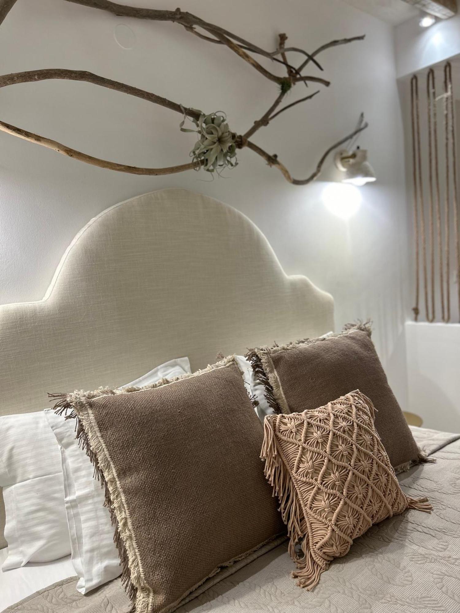 Calliopes By The Sea Boutique Suites Paralia Dionisiou Eksteriør billede